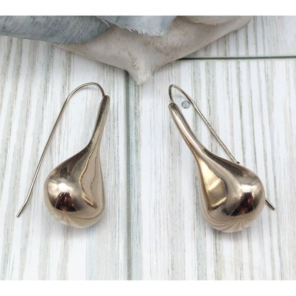 Silver Tone Long Hook Pierced Drop Dangle Earrings 1.5" - Picture 3 of 9